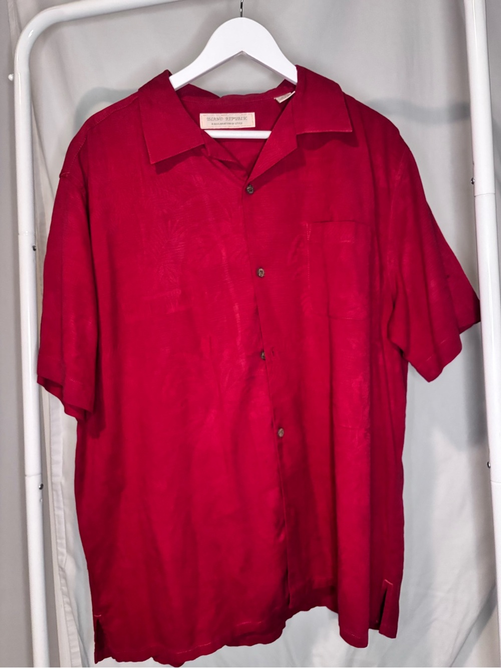 Island Republic Red Short-Sleeve Button-Down Camp Shirt